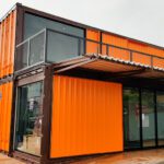 Desvende os benefícios de construir uma pousada em containers containers em Itajai construcoes aliam sustentabilidade e inovacao 150x150 - Desvende os benefícios de construir uma pousada em containers