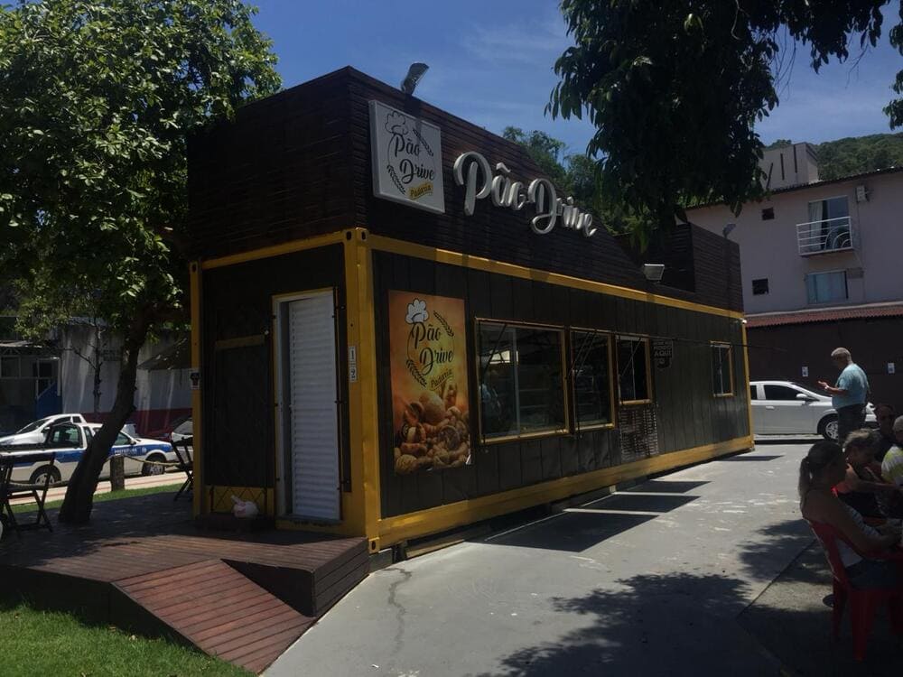 padaria drive thru container balneario camboriu 01 - Padaria Drive Thru em Container - Balneário Camboriú / SC