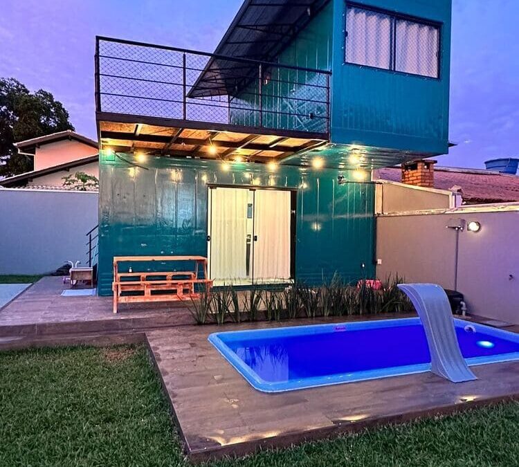 Casa com 2 Suítes em Container