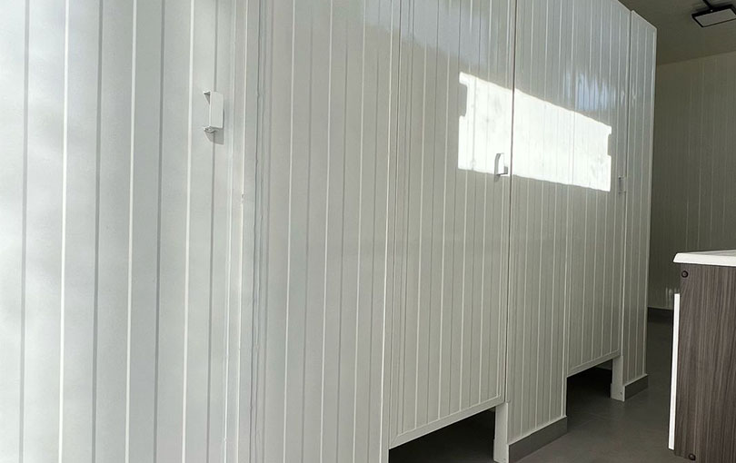 Containers para vestiário: conheça as vantagens de investir
